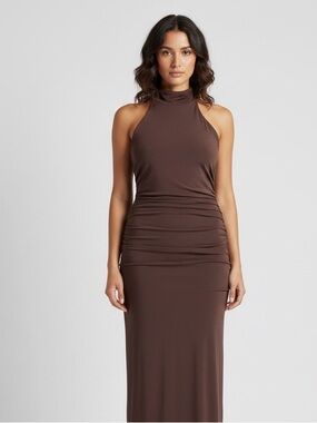 Sleeveless Mock-Neck Ruched Maxi Dress in Chocolate Brown
Medium
Like new